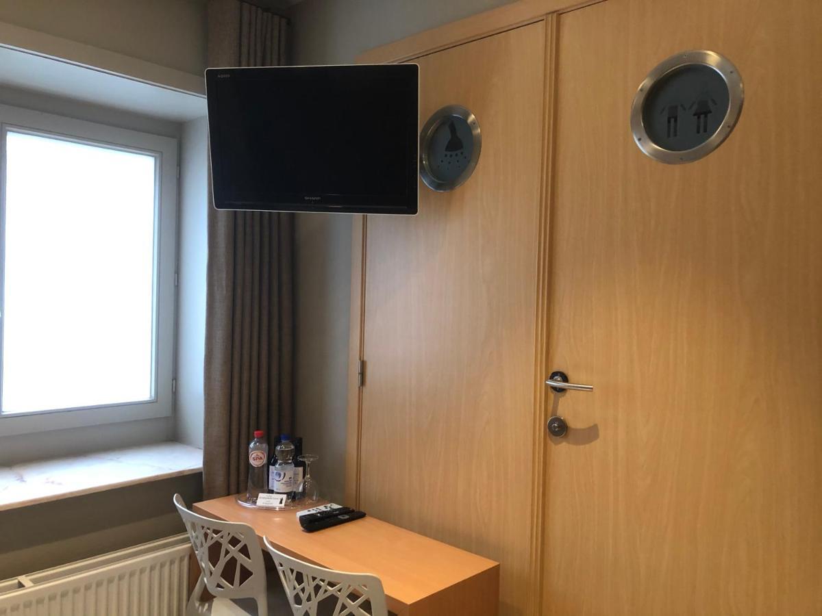 Hotel Duivels Paterke Harelbeeksestraat 29, 8500 Kortrijk Kültér fotó