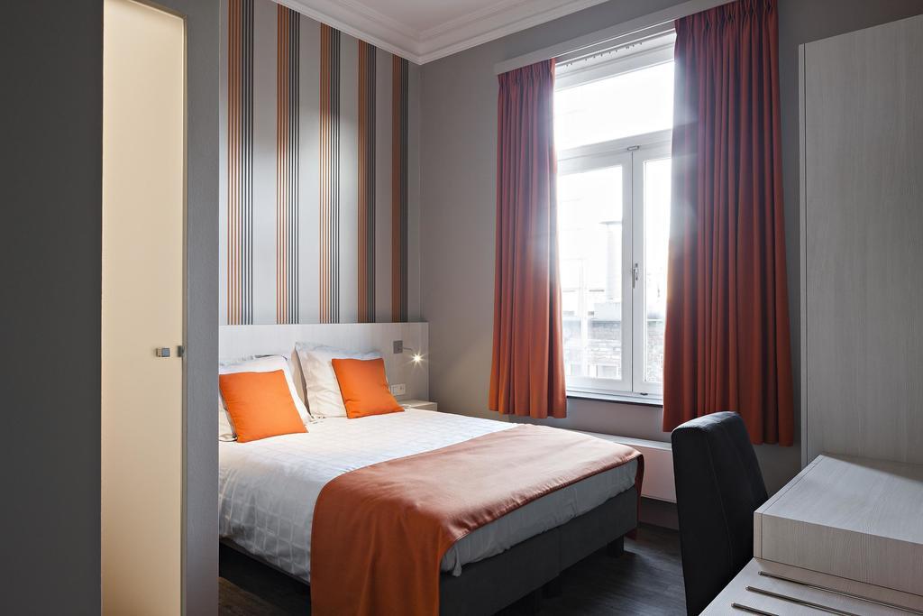 Hotel Duivels Paterke Harelbeeksestraat 29, 8500 Kortrijk Kültér fotó
